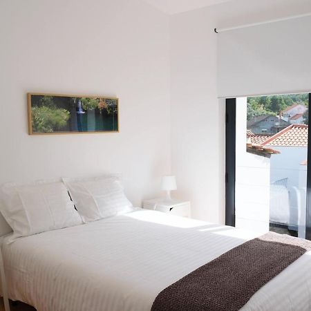 Casa Da Ribeira Guesthouse Cha de Alvares Екстер'єр фото
